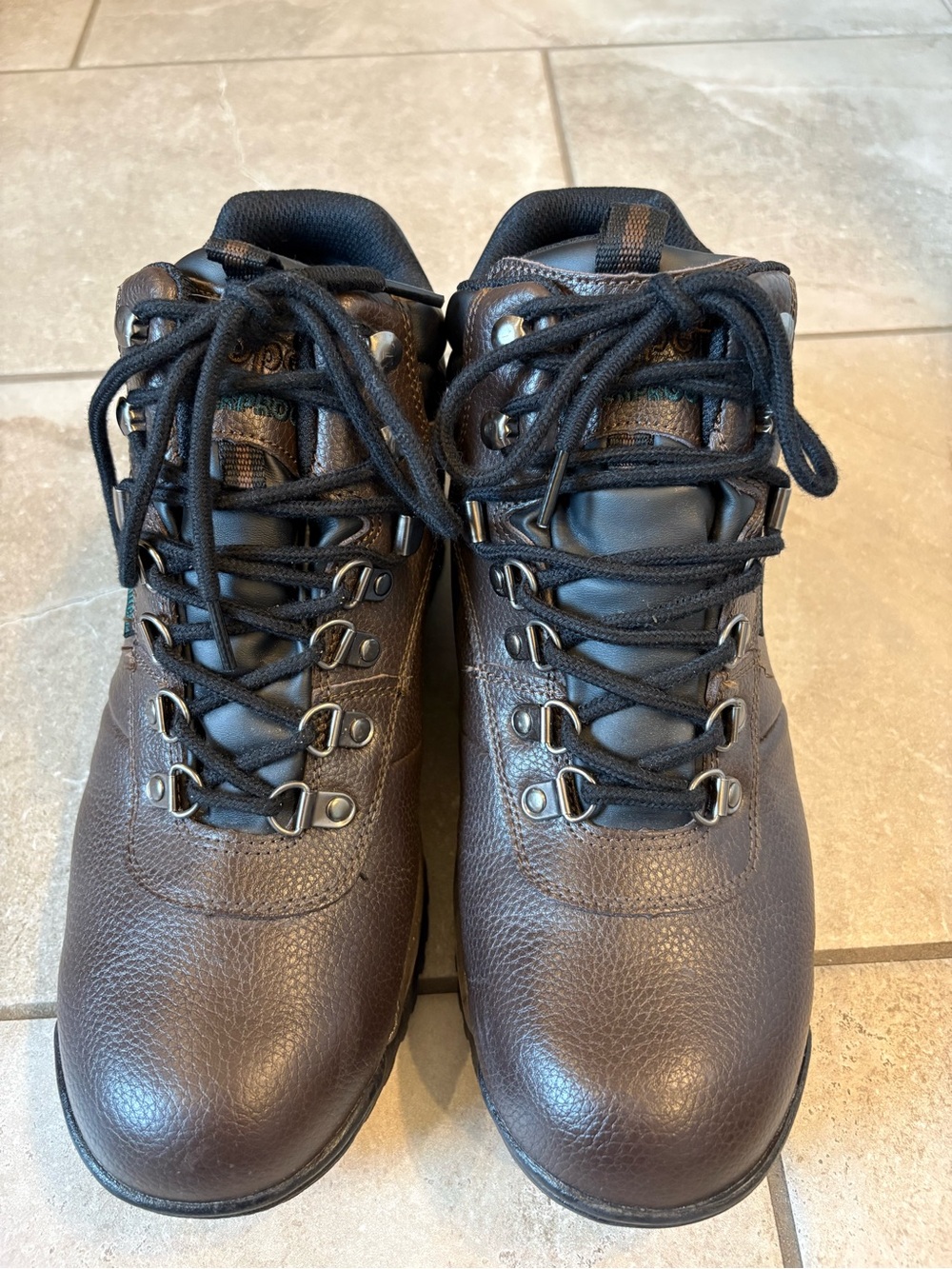 Propet Men's Dark Brown Leather hiking Boots - Black Laces